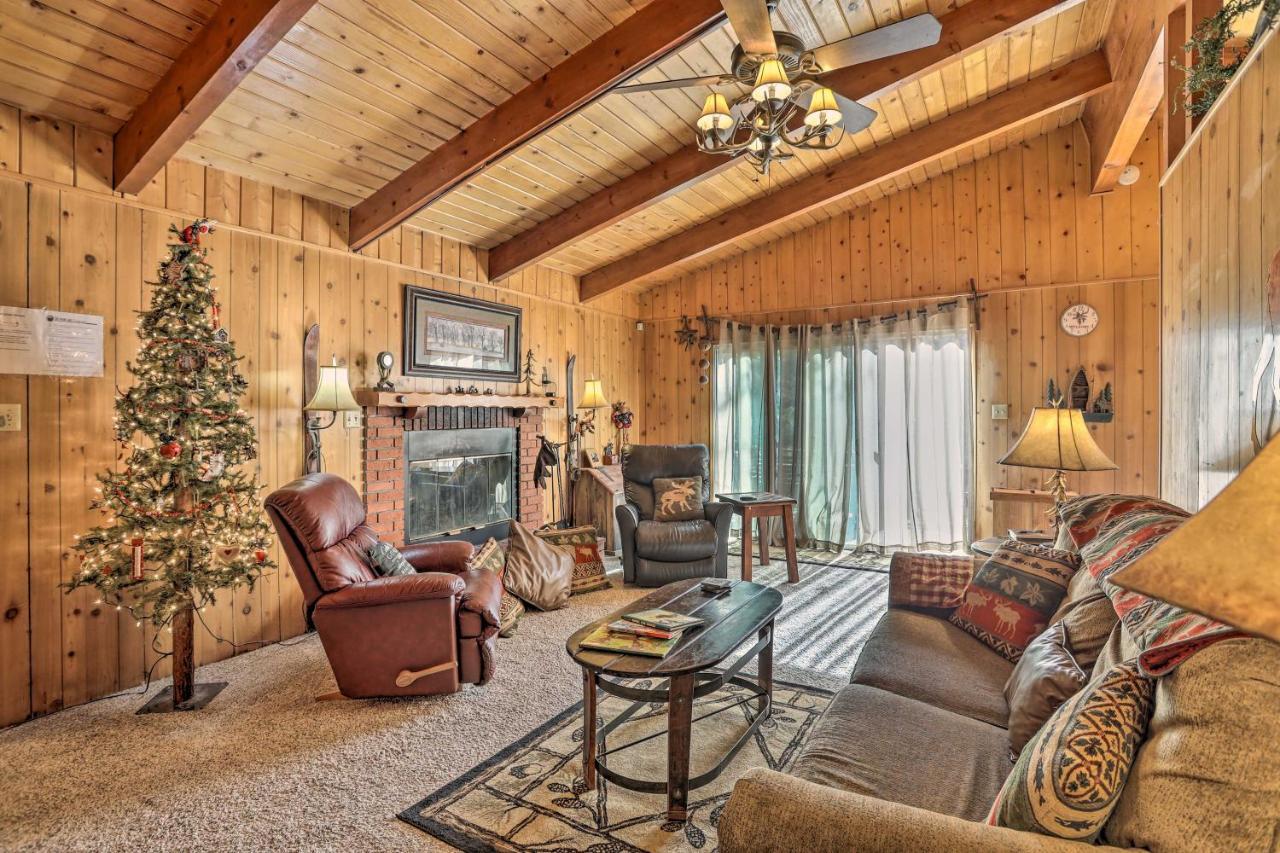 Вилла Chocolate Moose Cabin Short Walk To Slopes Биг Бэар Лейк Экстерьер фото