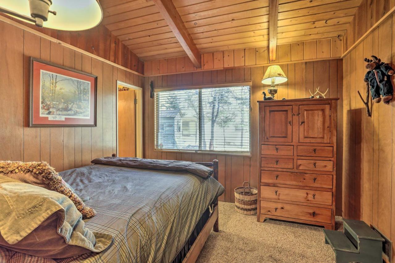 Вилла Chocolate Moose Cabin Short Walk To Slopes Биг Бэар Лейк Экстерьер фото