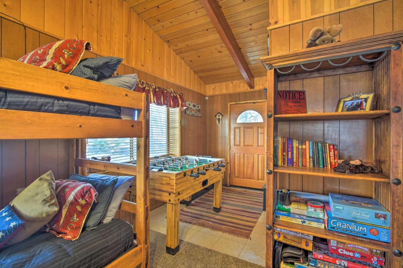 Вилла Chocolate Moose Cabin Short Walk To Slopes Биг Бэар Лейк Экстерьер фото